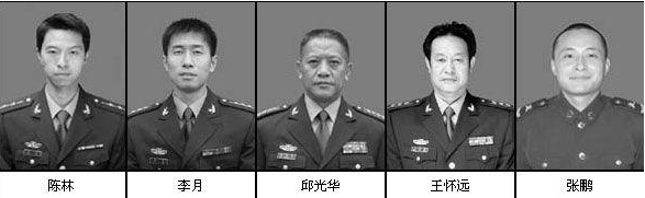 汶川中，他们是”雄鹰“，遨游在蓝天白云间